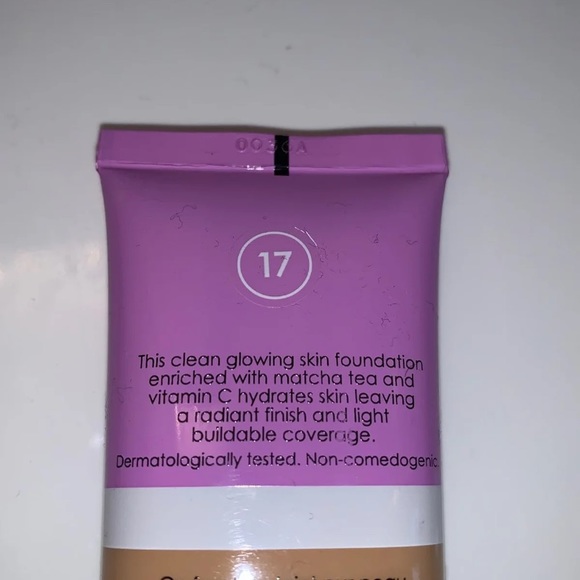 NEW Sephora SClean Glowing Foundation #17 - Picture 3 of 5
